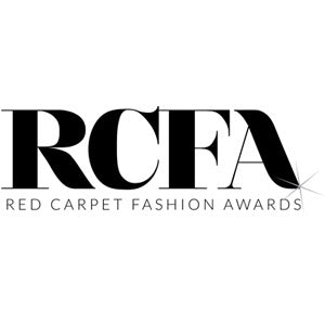 Olivia Colman Wore Dior Haute Couture & Dolce & Gabbana To The 2022 Oscars & Vanity Fair Oscar Party